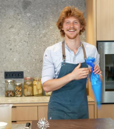 C3744.MP4.05_01_36_13.Standbild001